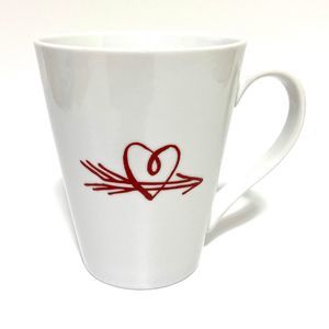 2014 Starbucks Red Heart Arrow 13oz White Mug